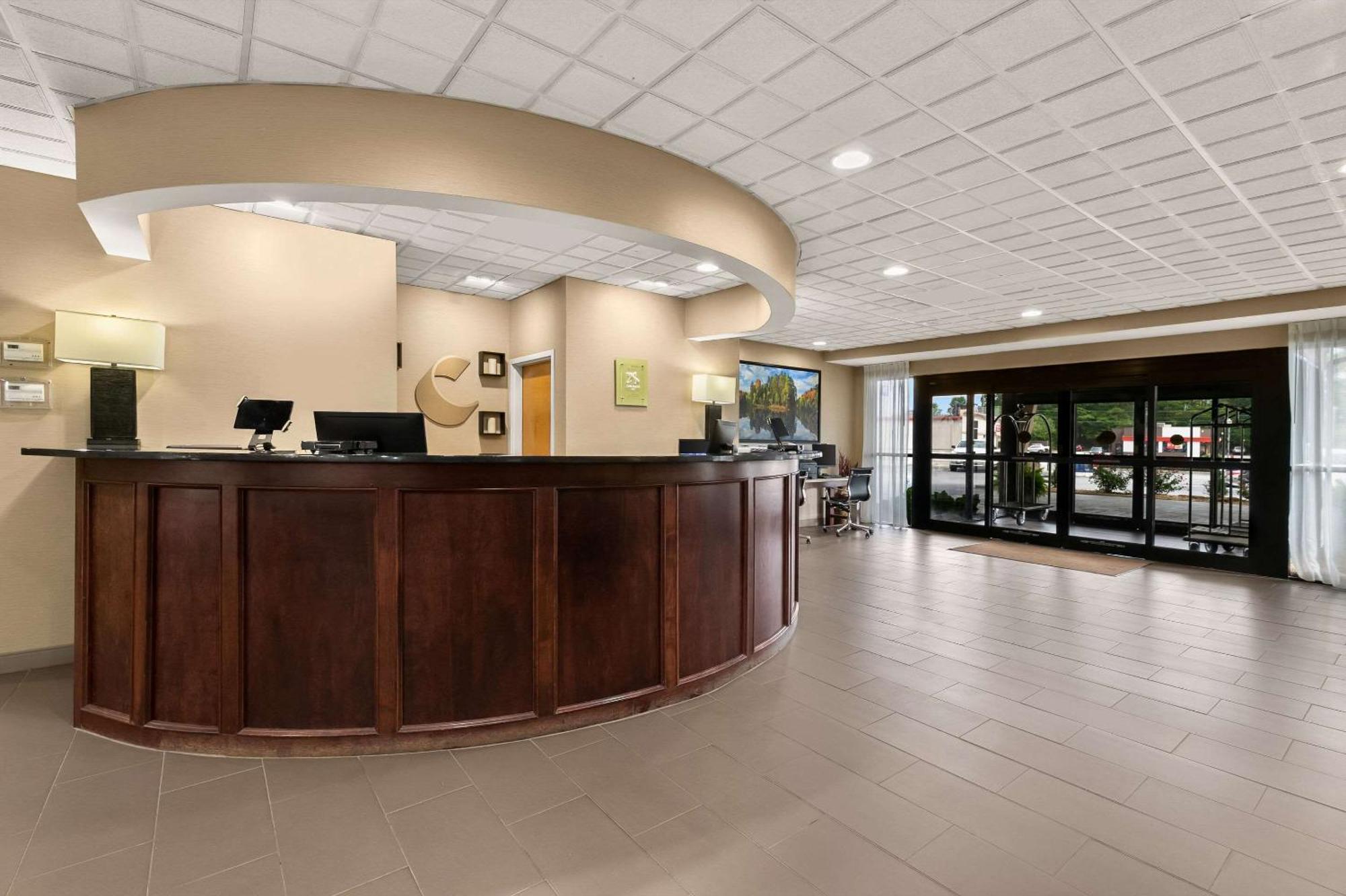 Comfort Suites Commerce Exterior foto